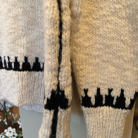 Moncler NWT sweater Large zip sides - Picture 8 of 8